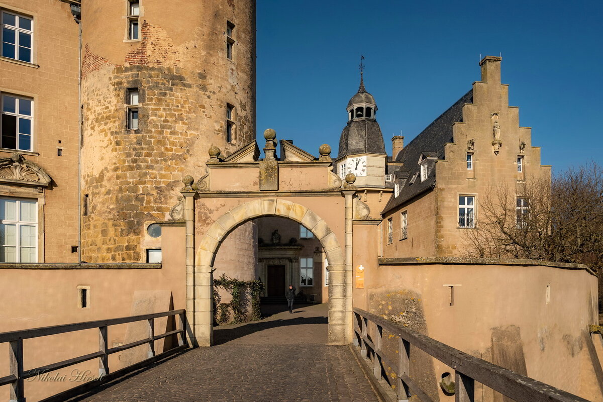 Дорога в замок... - Николай Гирш