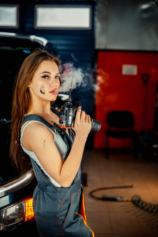 1 - Денис Авдеев