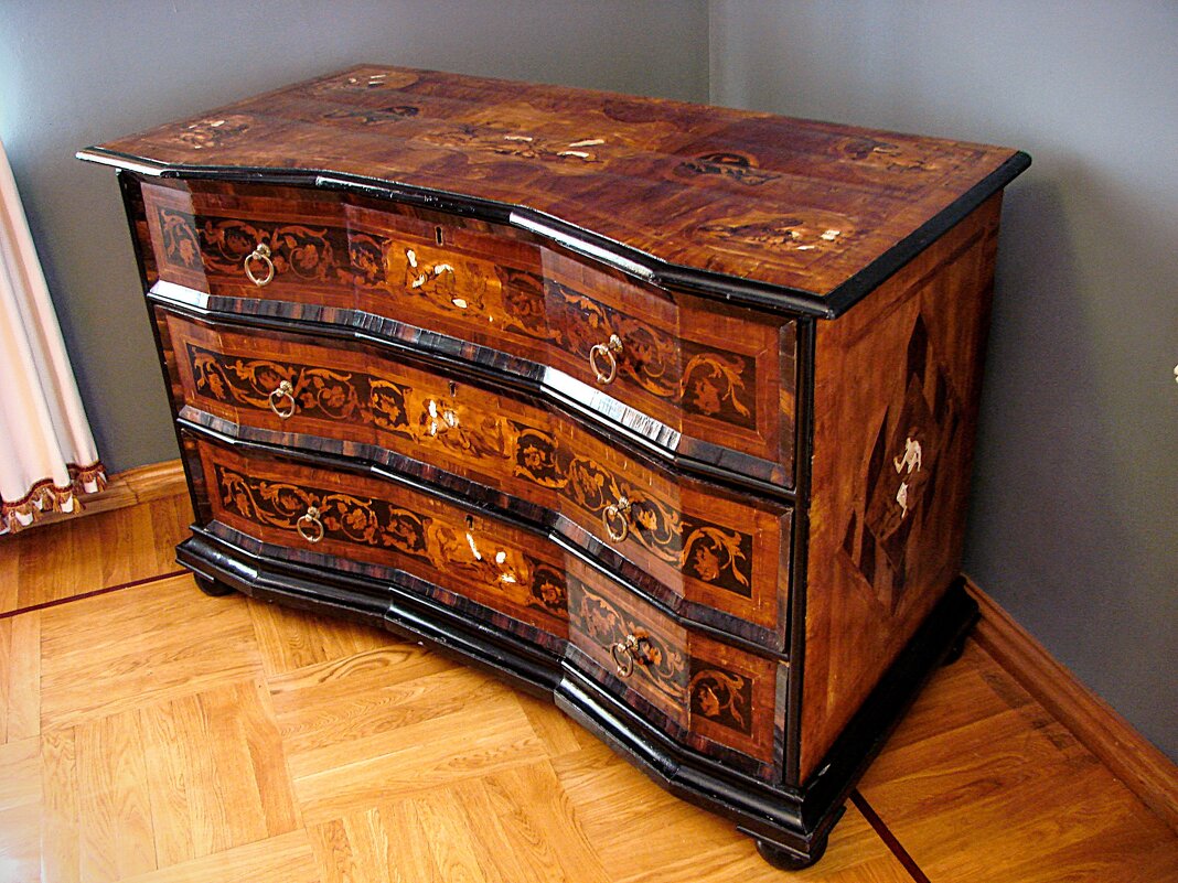 "Славянский комод" ,,,без тумбочки - Анатолий Колосов "Славянский комод" ,,,без тумбочки - Анатолий Колосов