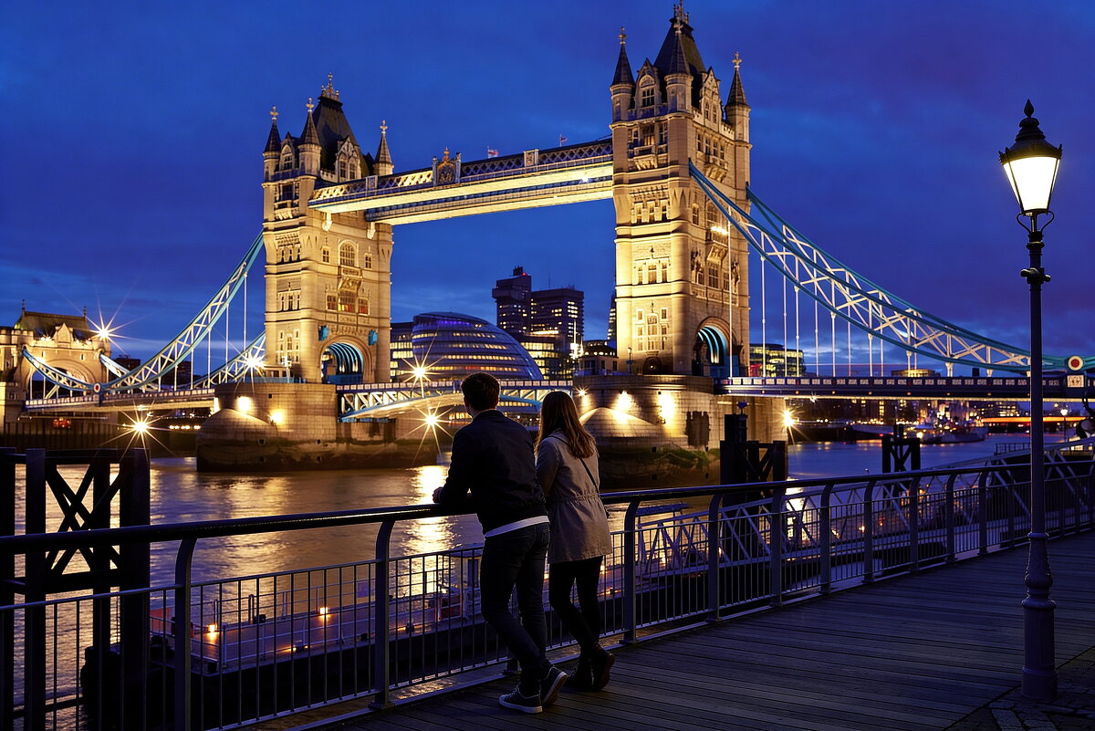 Тауэрский мост. - Николай Рубцов Тауэрский мост. - Николай Рубцов