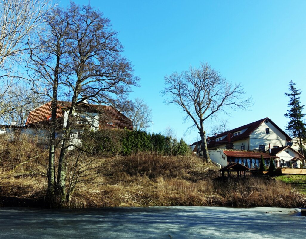 Красивые дома над озером - Aida10 