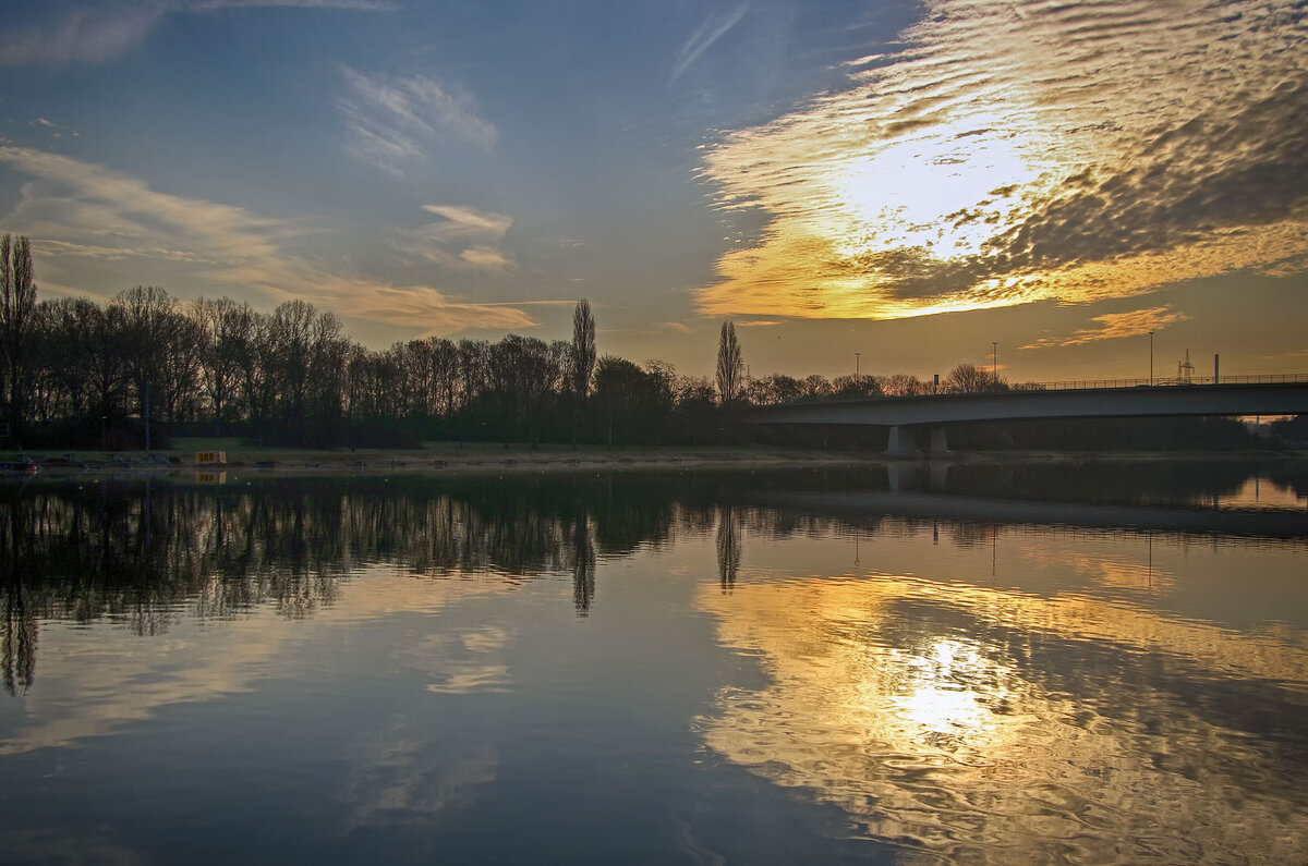 Утренние отражения - Андроник Александр 