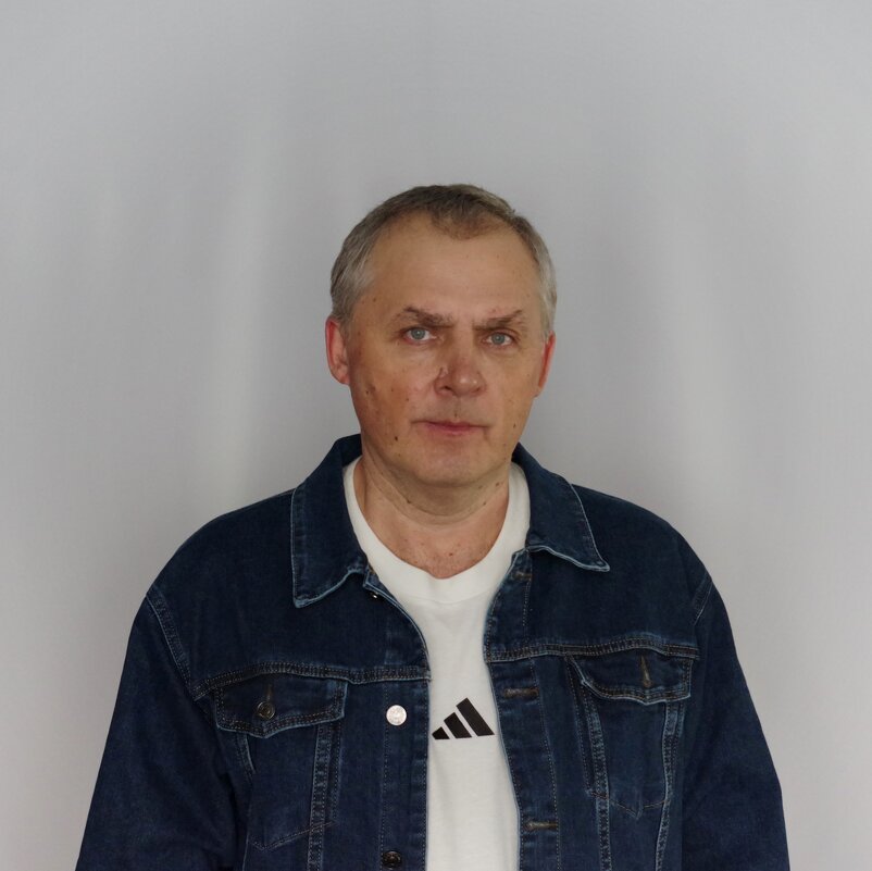 Автопортрет - Павел Айдаров