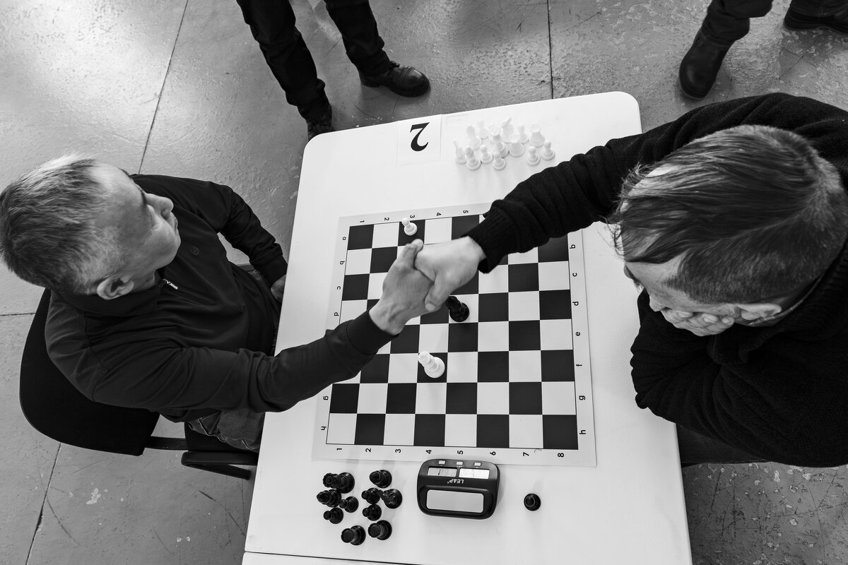 *** - Виктор Фельдшеров