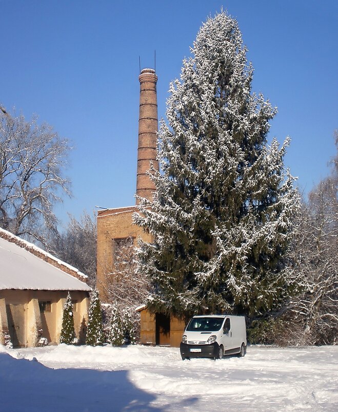 Прогулка по городу - Роман Савоцкий Прогулка по городу - Роман Савоцкий