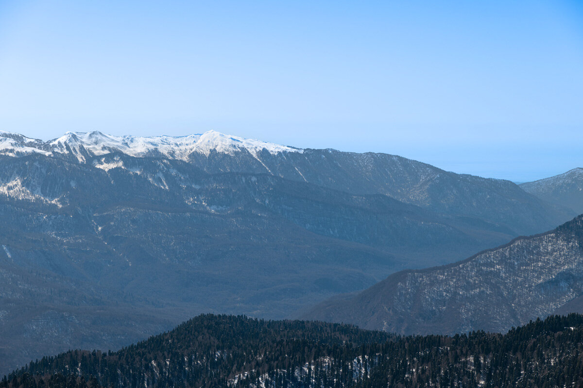 А за горами  в дымке Черное море. - Дина Евсеева
