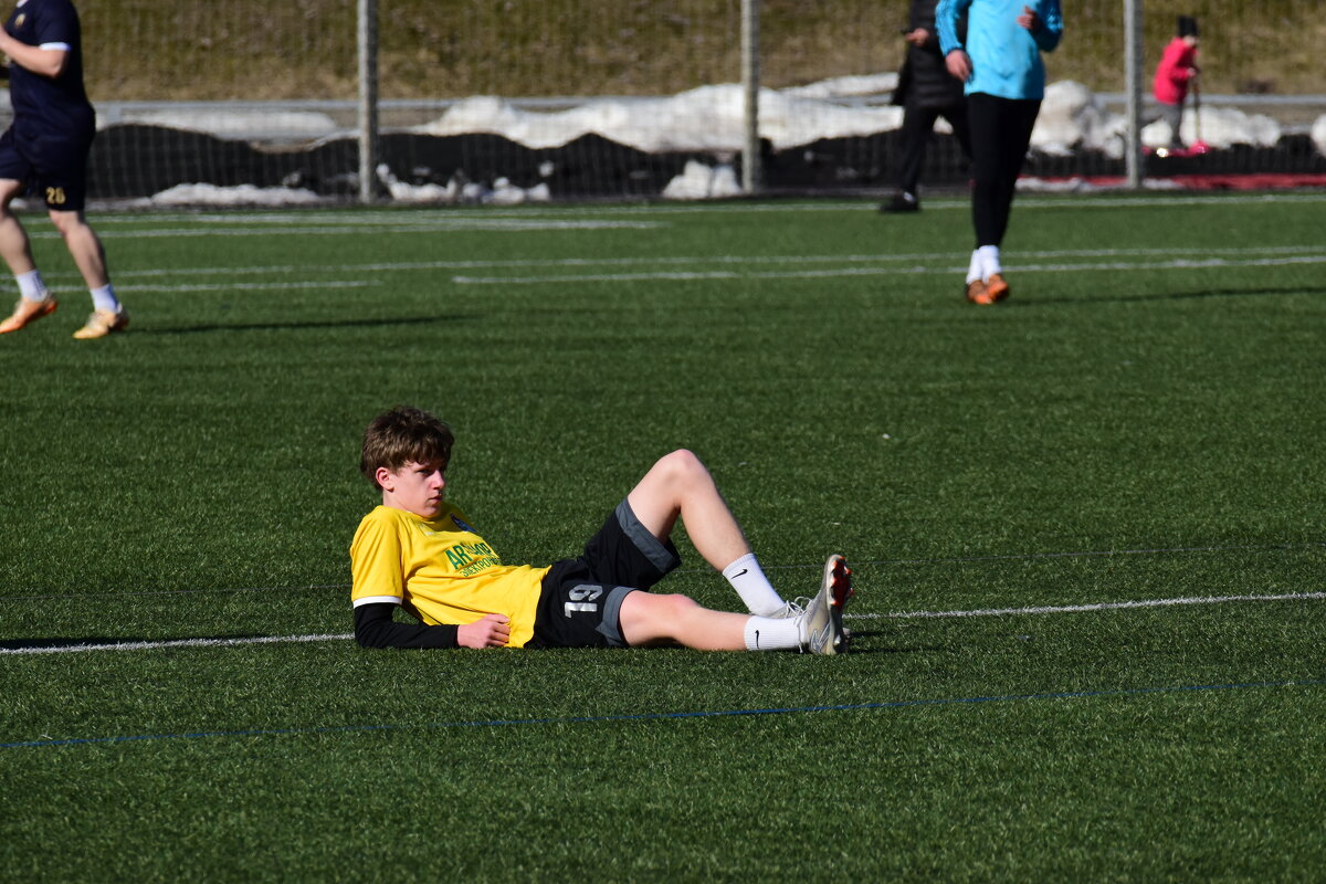 И пусть весь футбол подождёт. - Наталья Вязигина