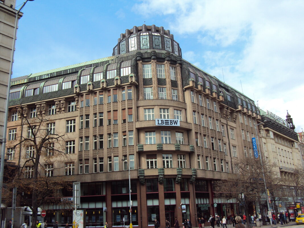 ПРАГА - Tata Wolf