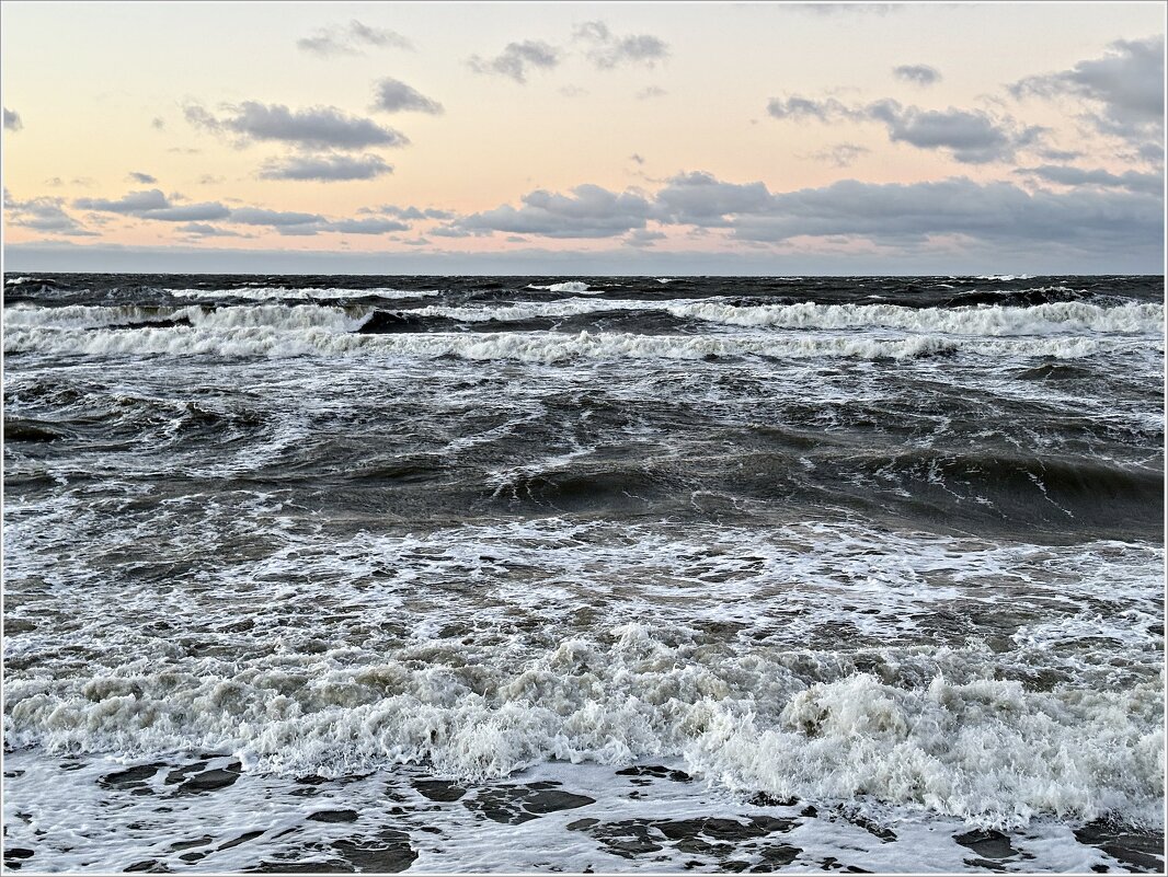 Море волнуется. - Валерия Комова