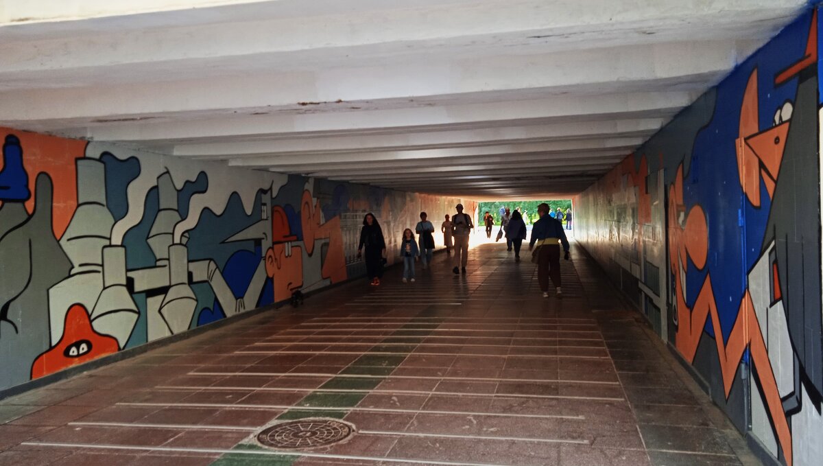 в переходе - Елена Шаламова