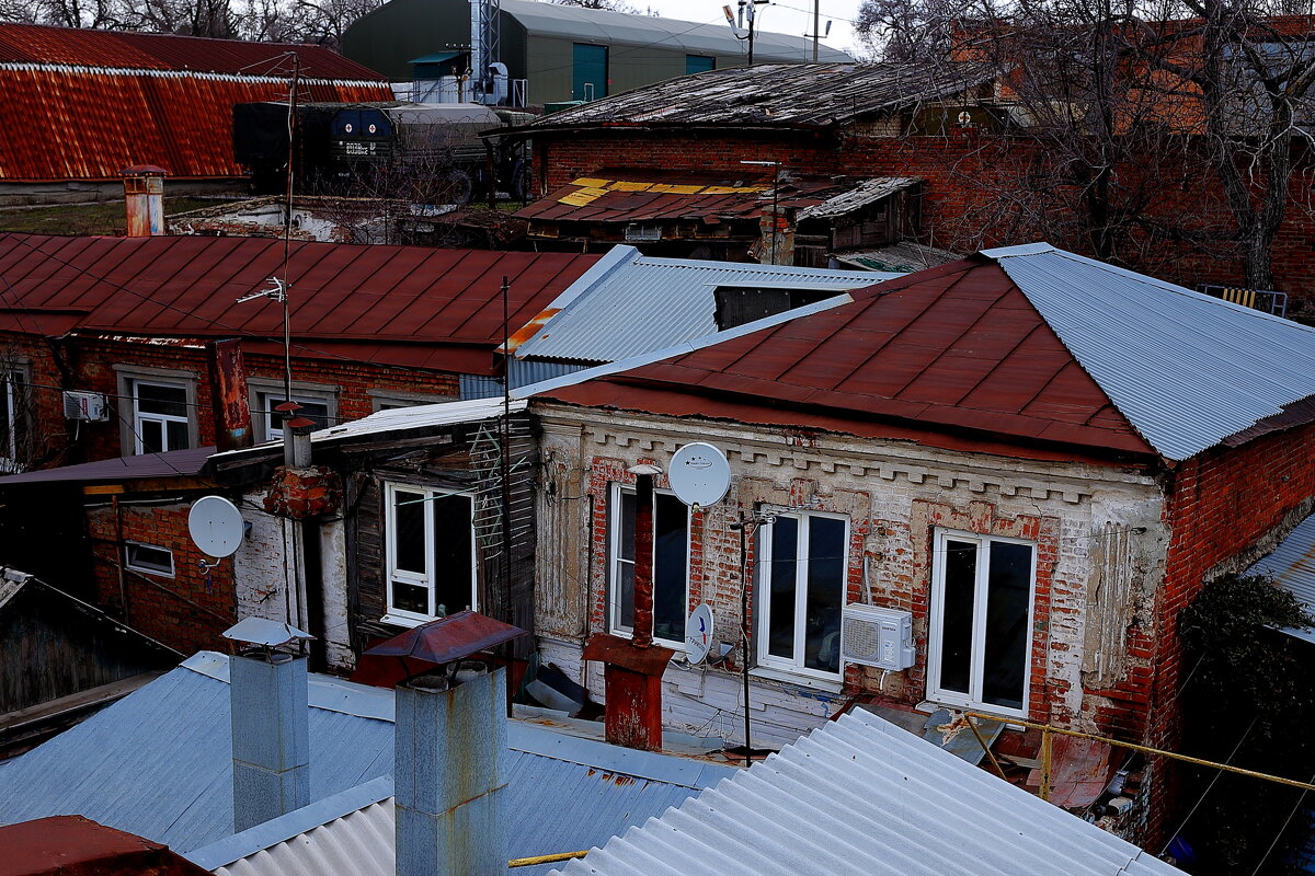 Тарелки - Юрий Гайворонскiий