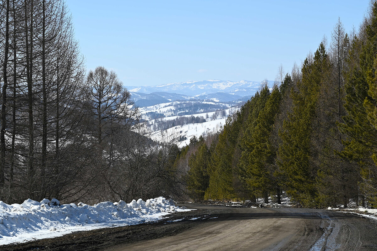 На перевале - Валерий Медведев