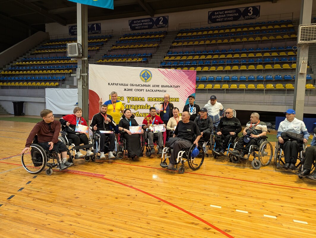 Друзья спорта - Андрей Хлопонин