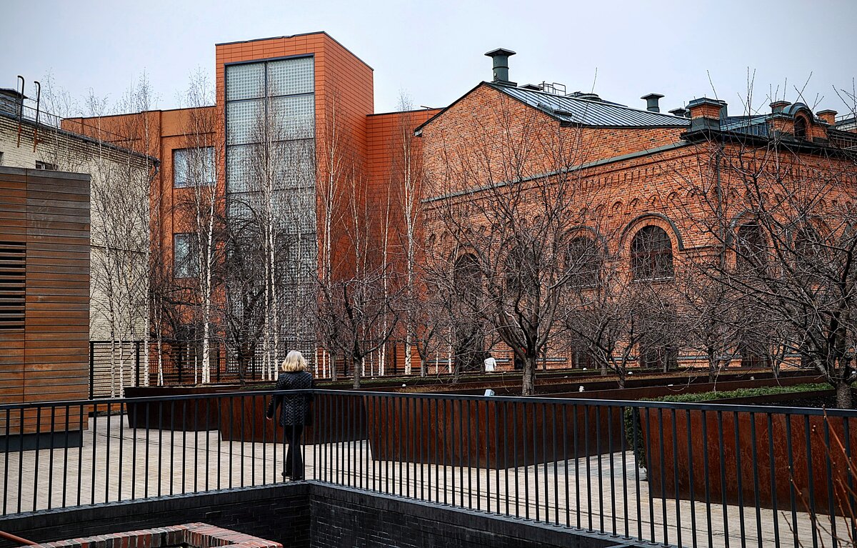 Территория "Фабрики Станиславского" - Анатолий Колосов