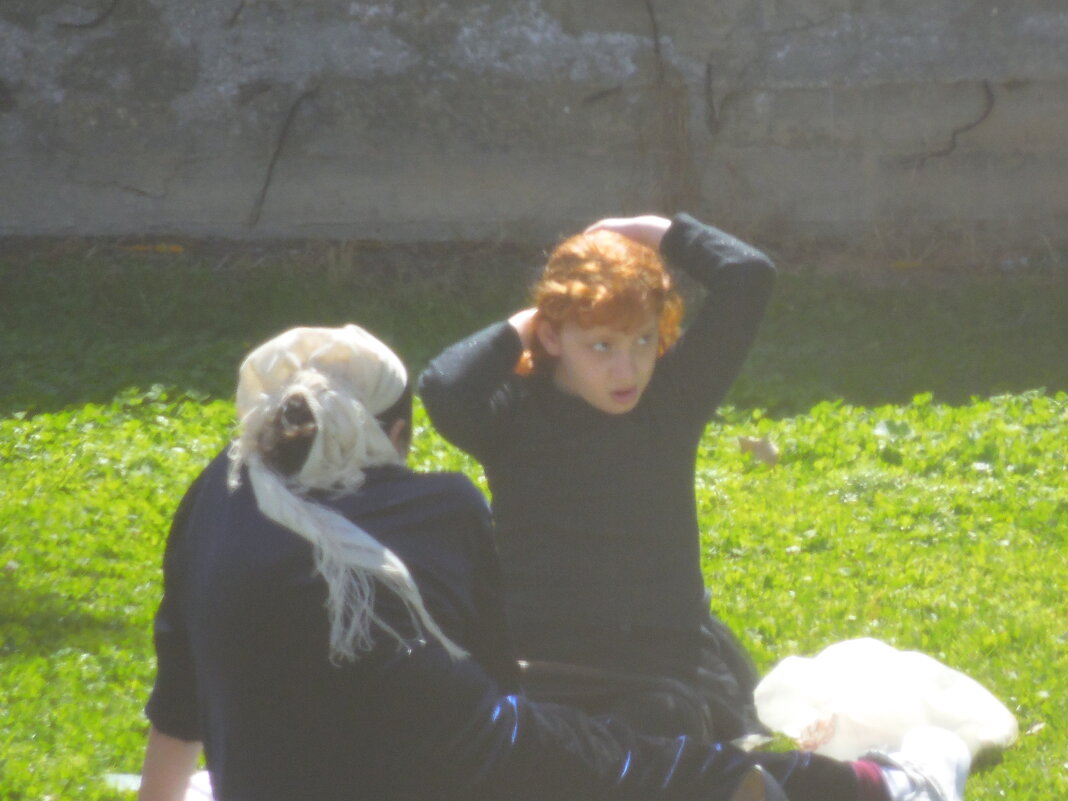 115 (228) - CLOSE WAYS ALL