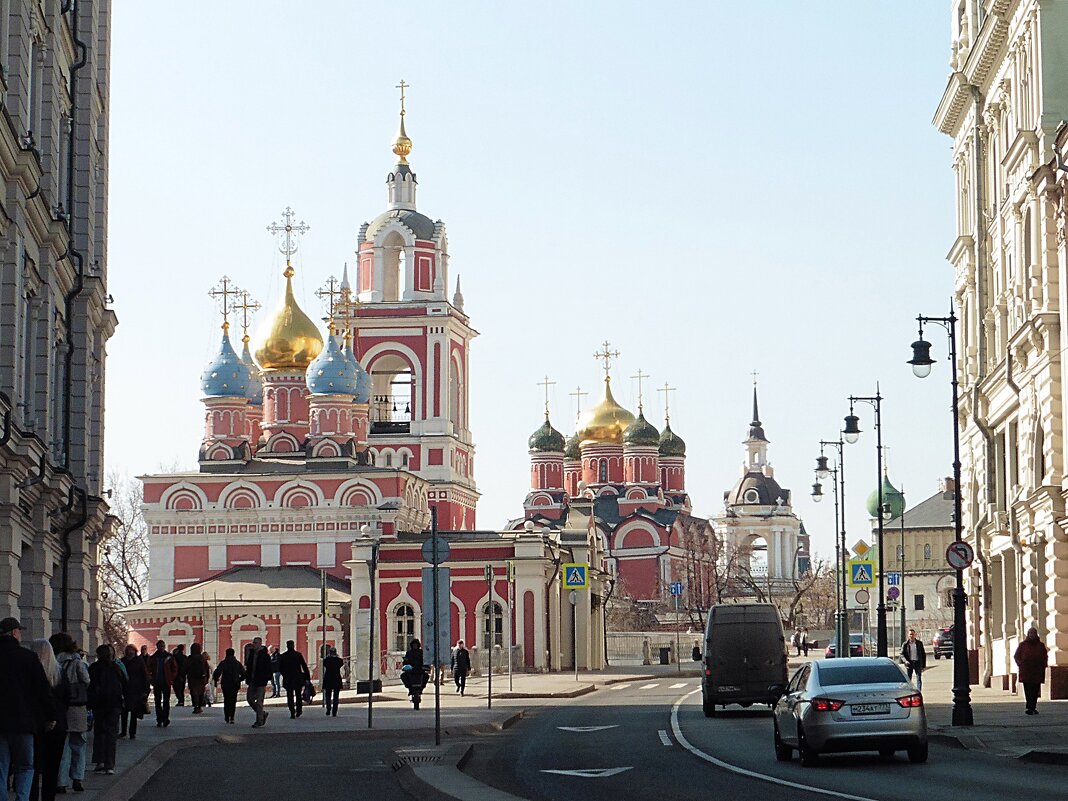 Улица Варварка. Храмы Зарядья - Лидия Бусурина Улица Варварка. Храмы Зарядья - Лидия Бусурина
