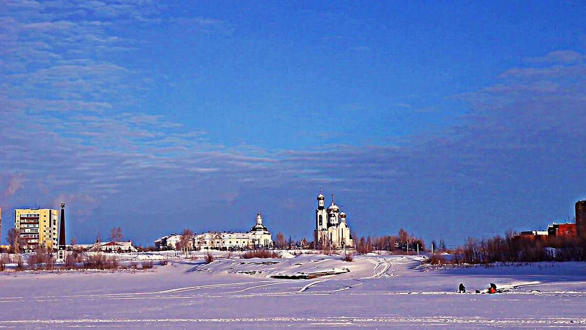Март...Рыбалка на Юганской Оби. - Владимир 