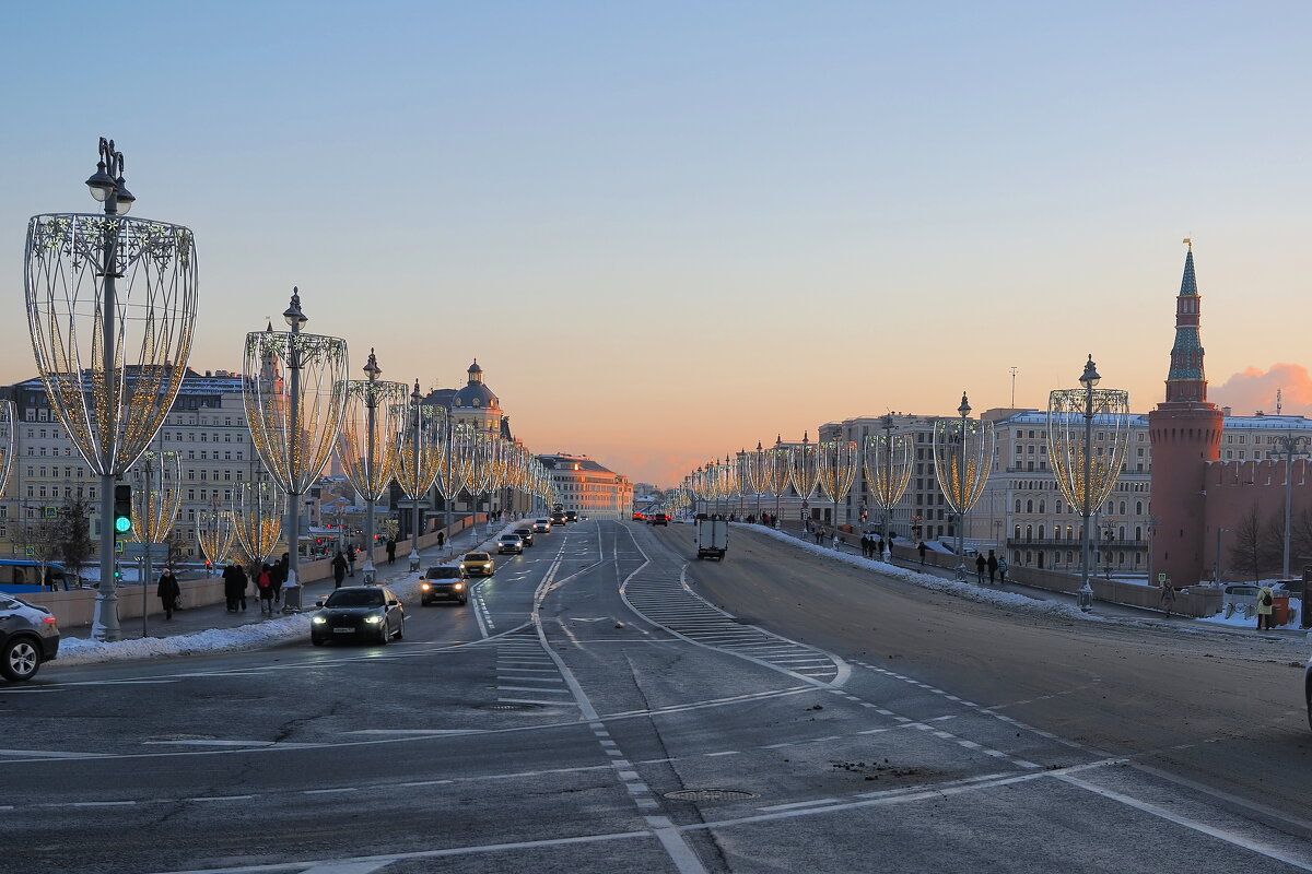 Морозным вечером в Москве. - Евгений Седов Морозным вечером в Москве. - Евгений Седов