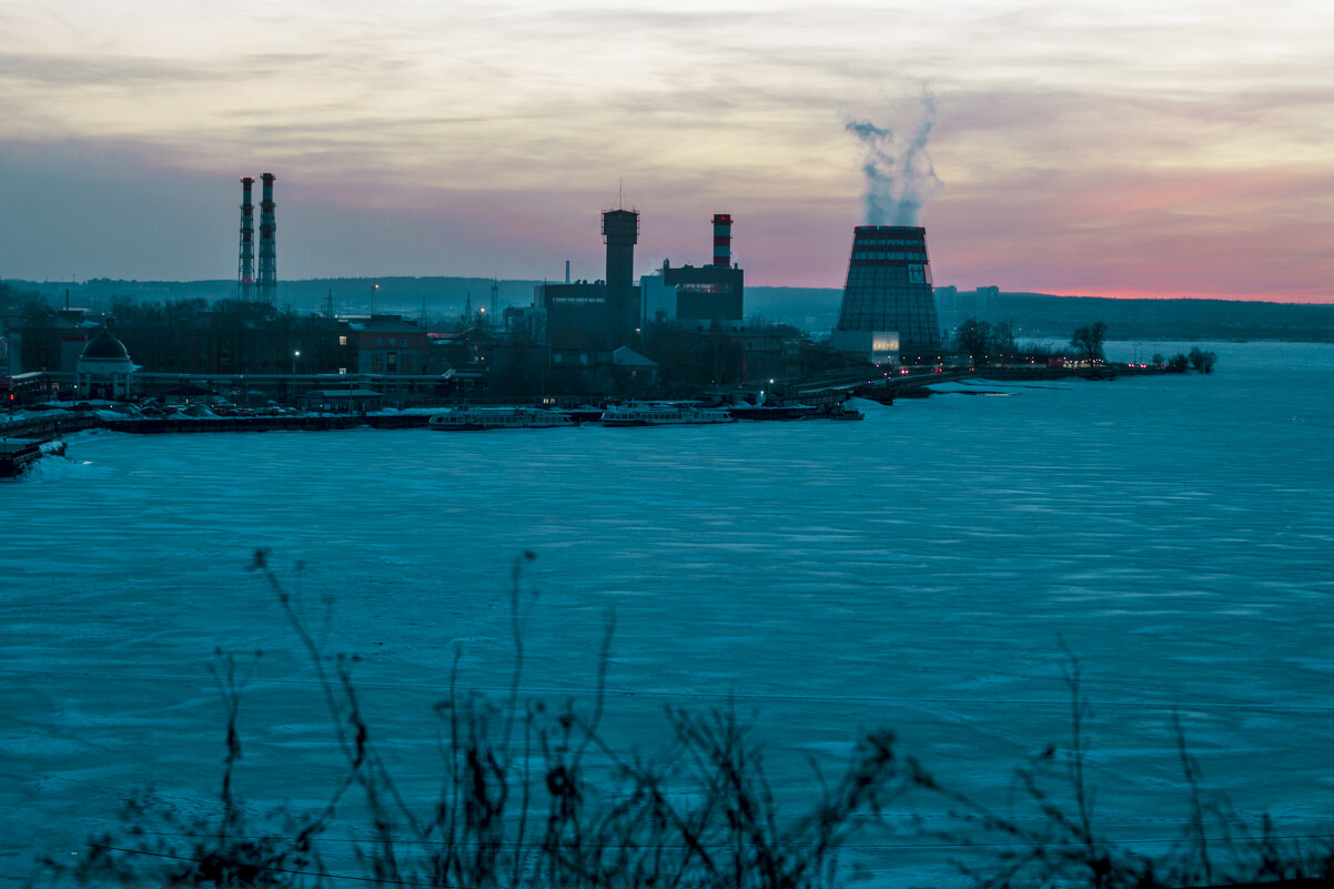 СЕРИЯ - Сударь, уже ВЕСНА - Владимир Максимов