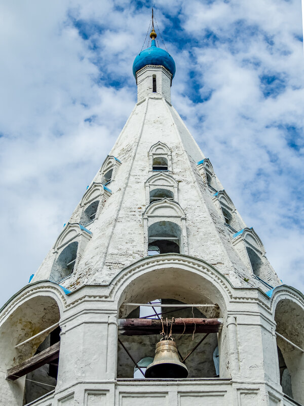 Шатровая колокольня в Коломенском Кремле. - Игорь Викторов