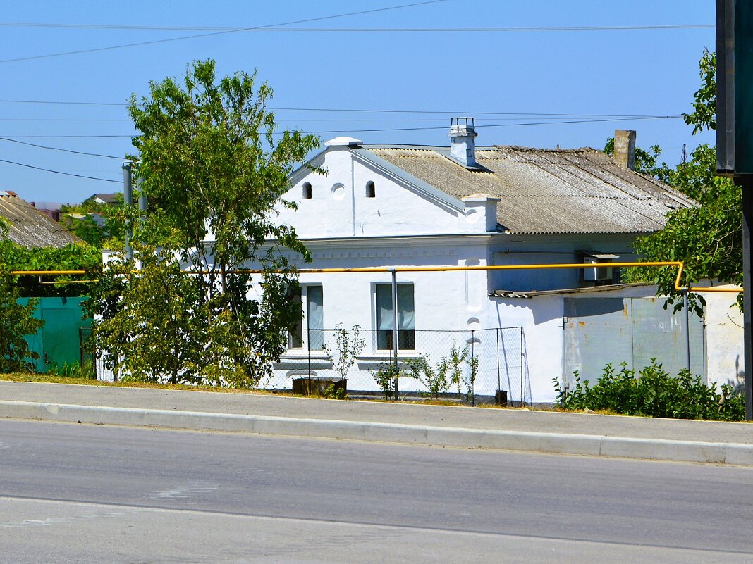 Керчь. Дом по ул. Чкалова 140. - Пётр Чернега