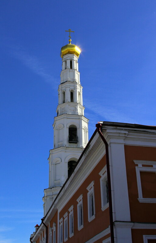 Колокольня монастыря - Дмитрий Балашов