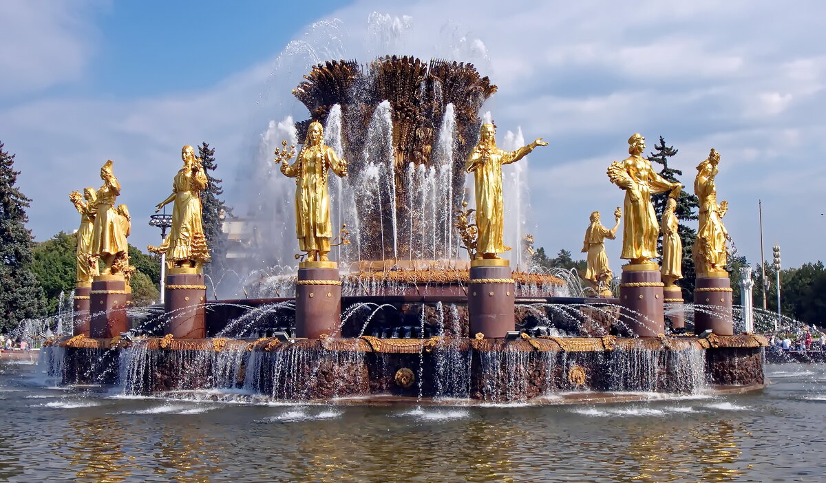 Фонтан «Дружба народов» - Валерий Судачок