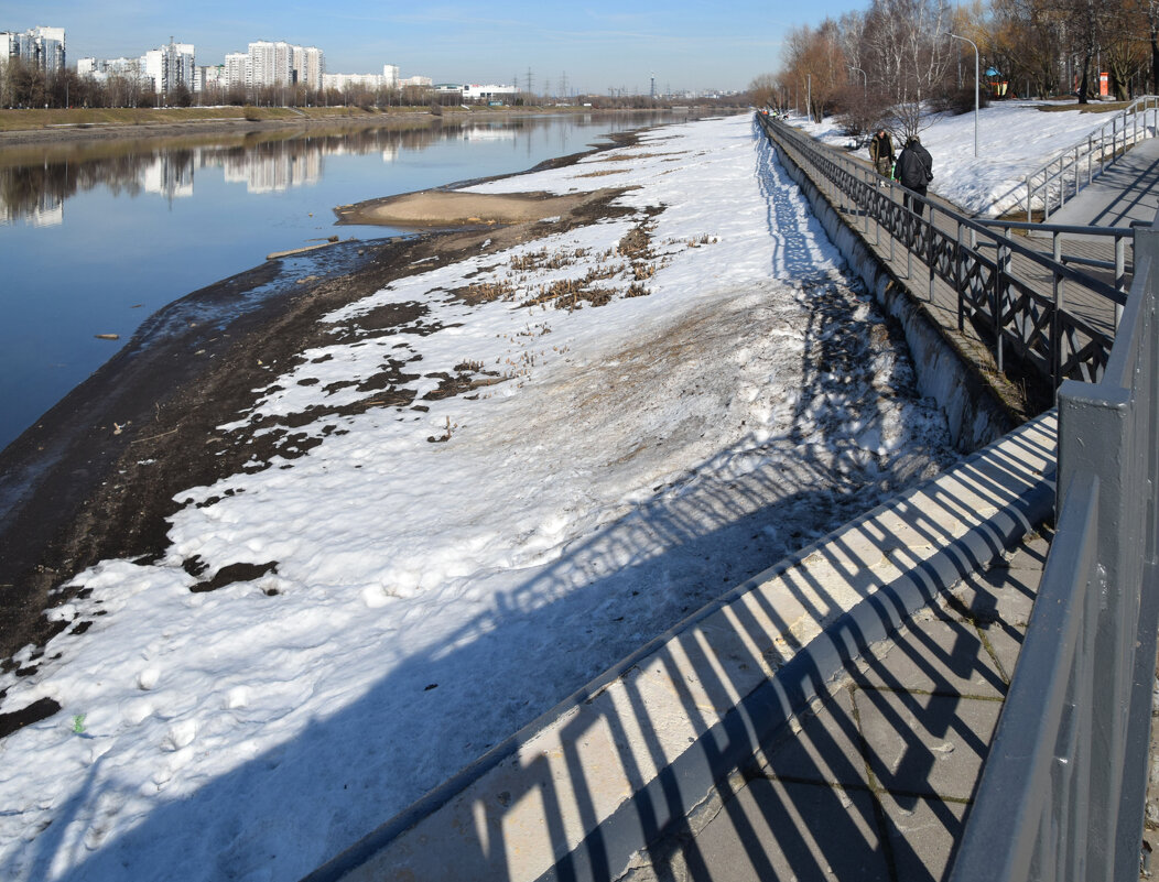Братеевская набережная - Олег Братеевская набережная - Олег
