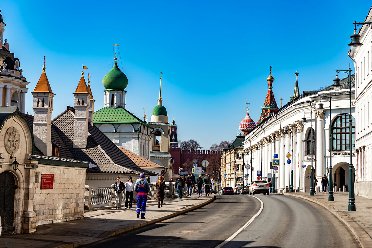 По Варварке - Александр 