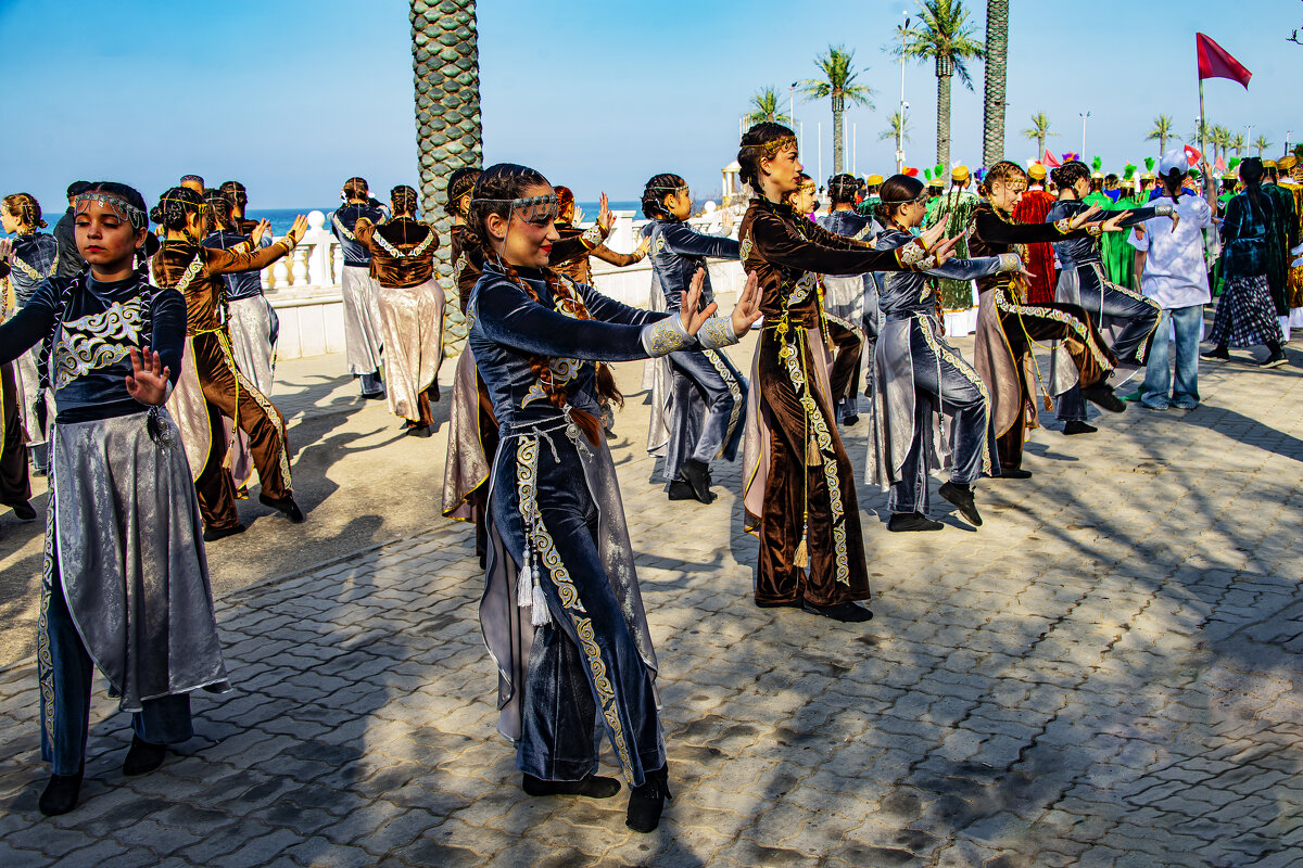 Наурыз - Анатолий Чикчирный