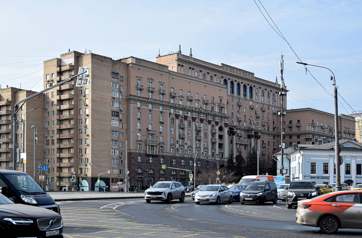 Гончарная ул. 38 - Олег 