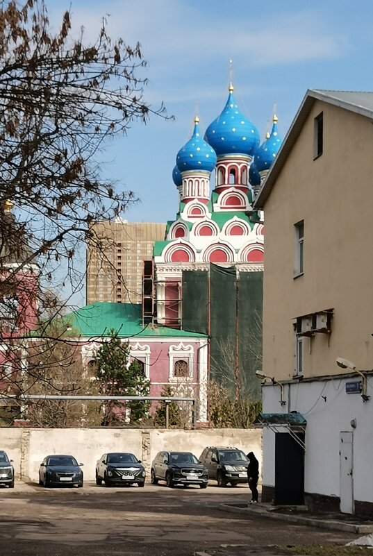 В переулках Москвы. - Любимова Ольга 