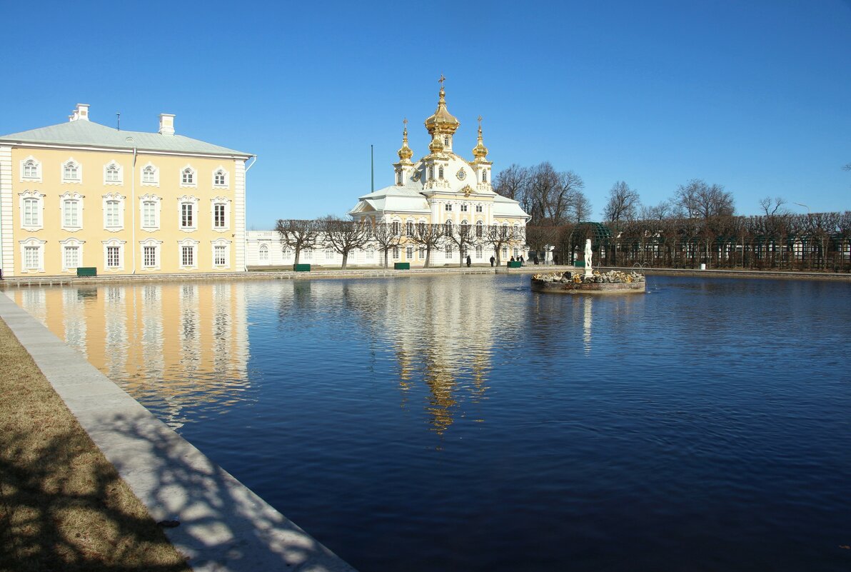 Петергоф. Верхний сад. Апрель - Наталья Герасимова