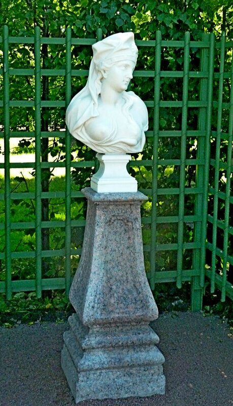 ЛЕТНИЙ САД. - Виктор Осипчук