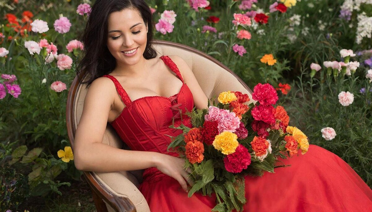 Любимые цветы - МАРИЯ ПОПОВА