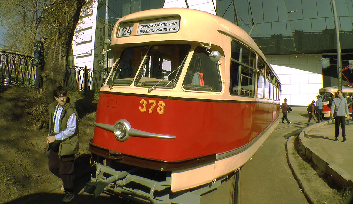 Москва. Парад трамваев 4 апреля 2026 года. - Игорь Олегович Кравченко