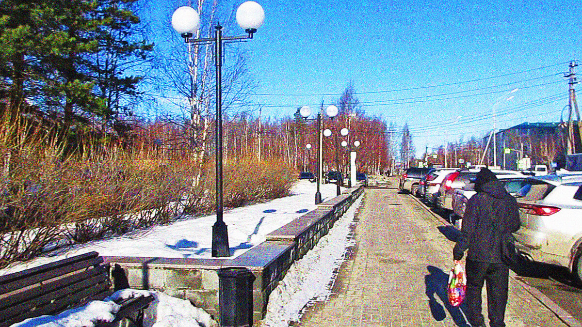 Апрель...Сквер Победы и улица Нефтяников! - Владимир 