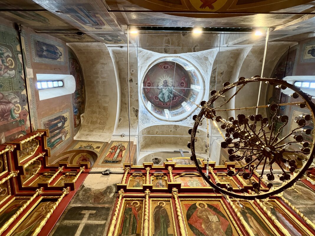 Свод храма. - Любовь Свод храма. - Любовь