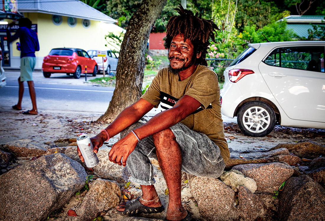 Люди Сейшел. Абориген. - Алексей Окунеев