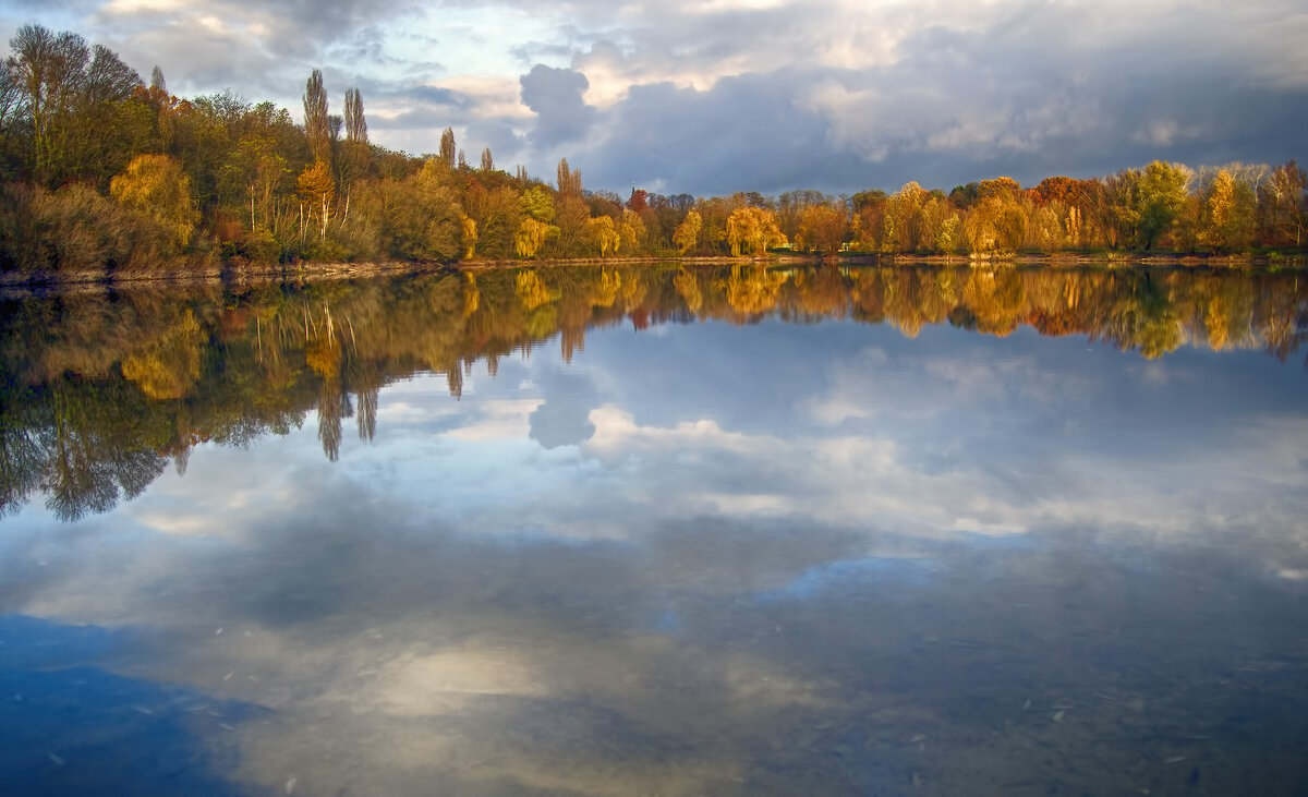 Небо купается - Андроник Александр Небо купается - Андроник Александр
