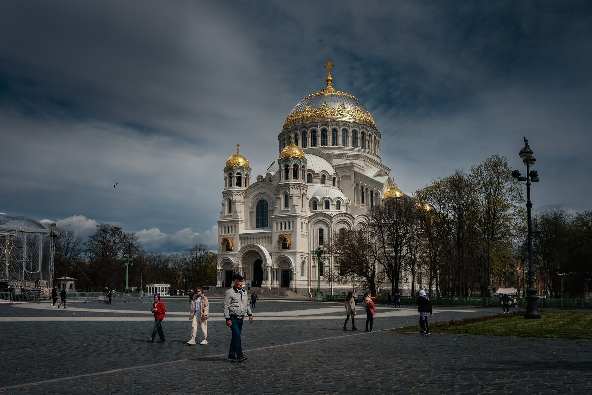 ВОЕННО-МОРСКОЙ СОБОР В КРОНШДАДТЕ - Александр 