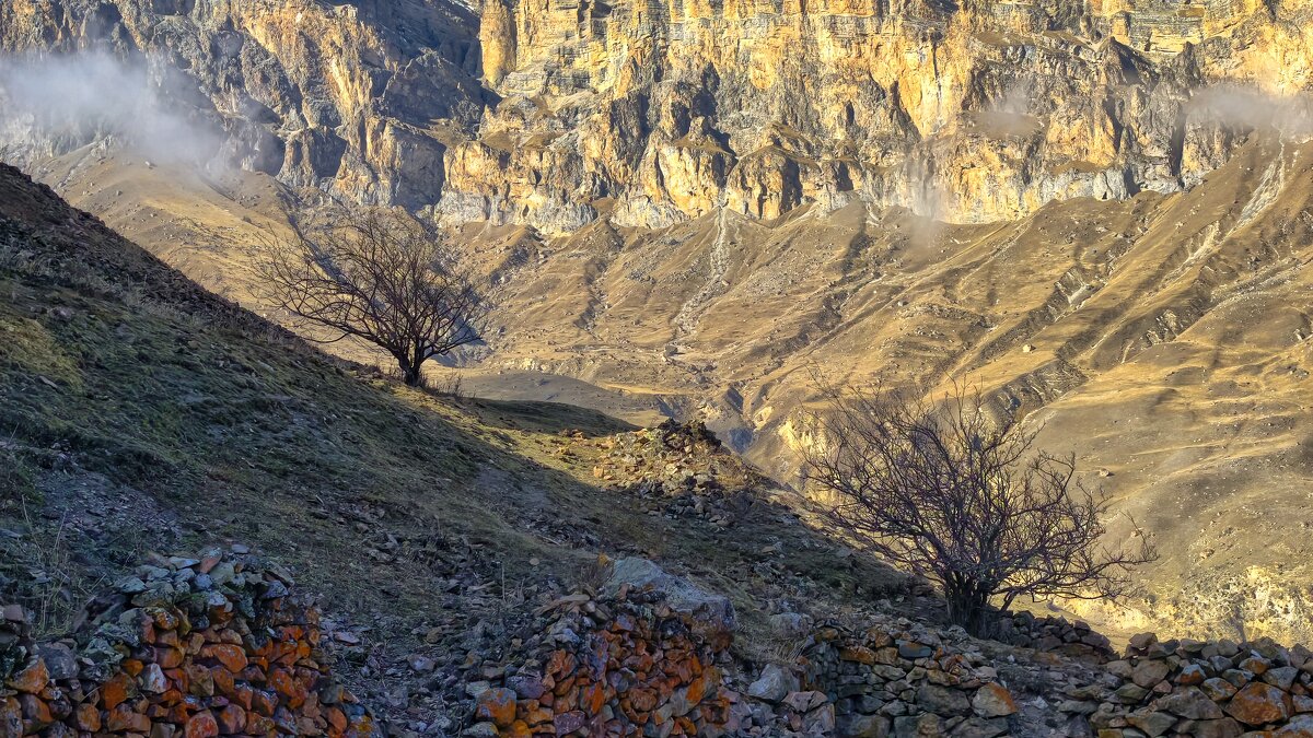 В горах Безенги - Мариша Тим
