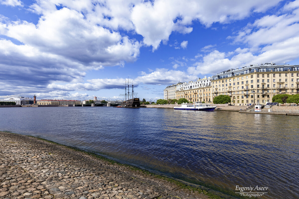 Петербургские ракурсы - Евгений Петербургские ракурсы - Евгений