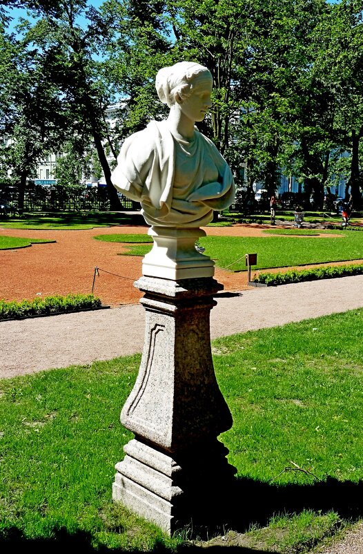 ЛЕТНИЙ САД. - Виктор Осипчук ЛЕТНИЙ САД. - Виктор Осипчук