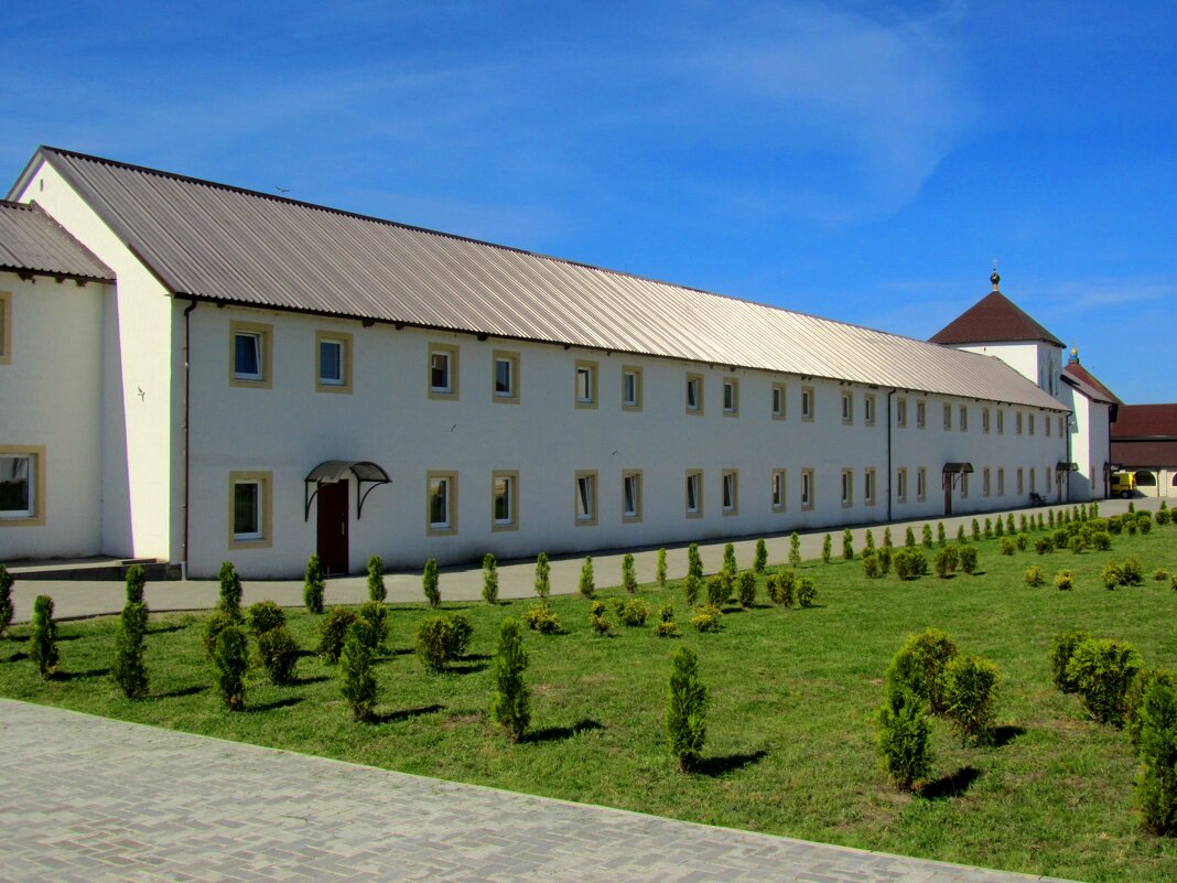 Кельи - Сергей Карачин