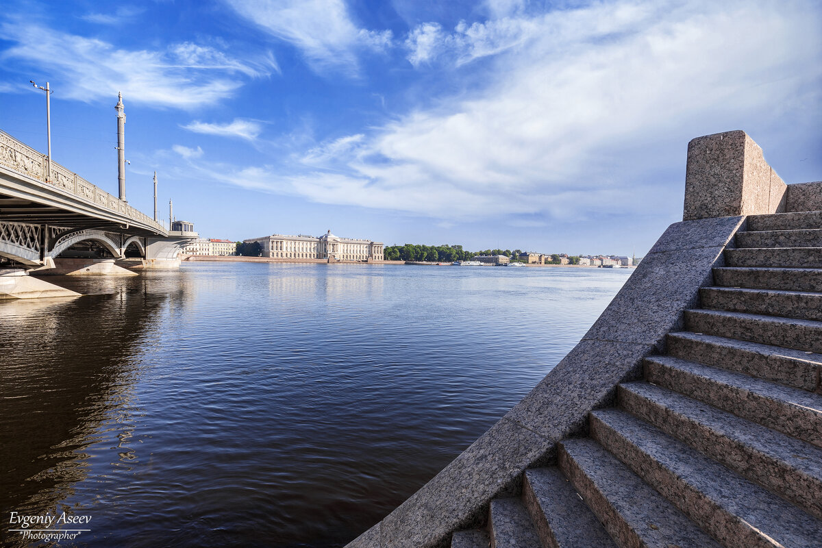 Утро на Неве - Евгений 