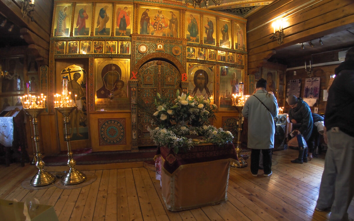 В Божем Храме - юрий поляков В Божем Храме - юрий поляков