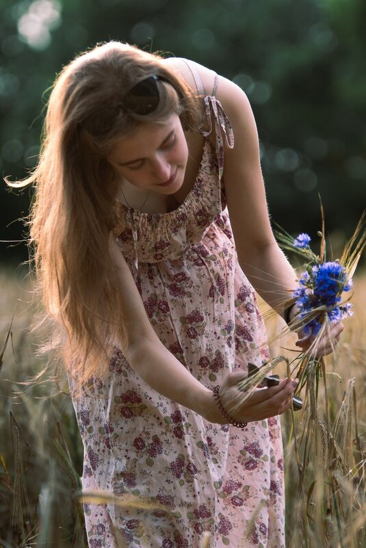 * - Евгений Ваулин