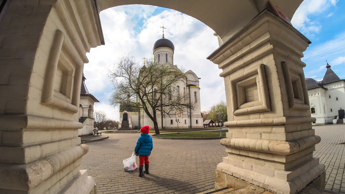Церковный Дворик - юрий поляков