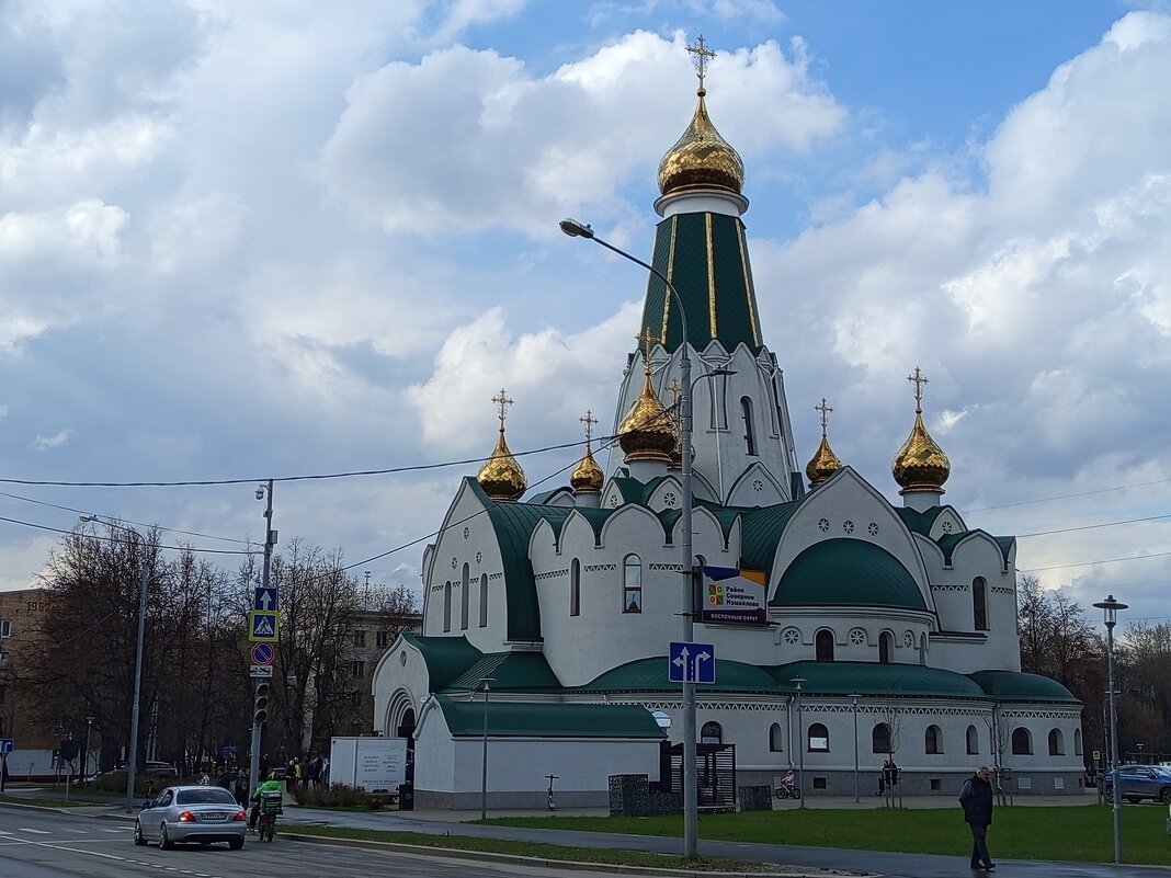 Всех с Праздником! С Праздниками! - Андрей Лукьянов Всех с Праздником! С Праздниками! - Андрей Лукьянов